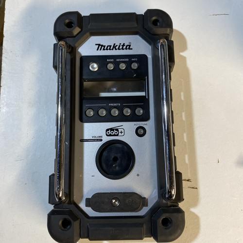 Makita radio dmr110 face place