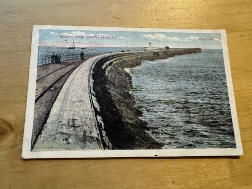 Postcard south shields - -,
