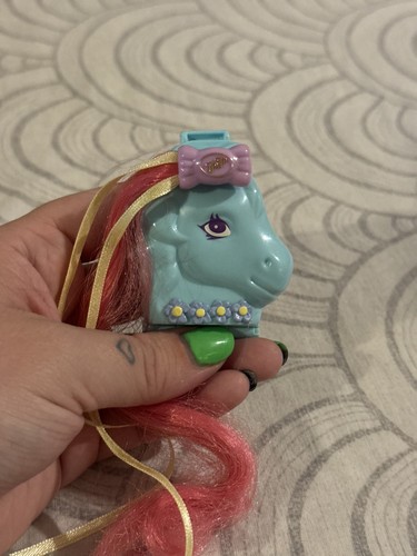 Polly pocket pony sisters - polly,
