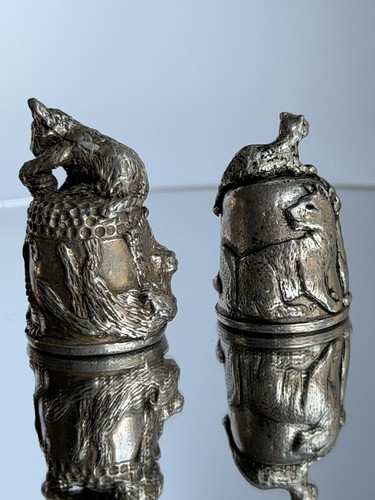 Vintage set cat thimbles - set,