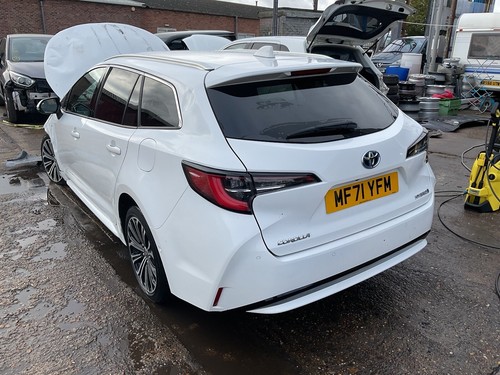 Fuel filler flap - flap, toyota