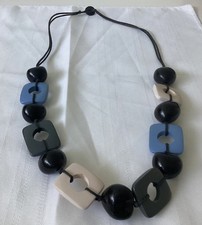 Chunky Beaded Necklace Cord Shoelace Chain With Button Clasp Costume