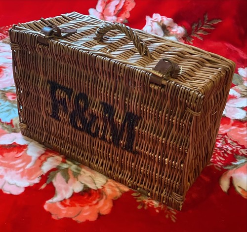 Fortnum and mason - , wicker