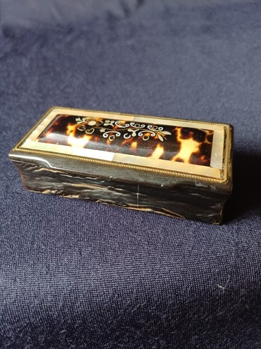 19th century carved horn - 19th,