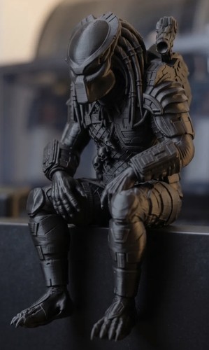Contemplative alien predator - alien,