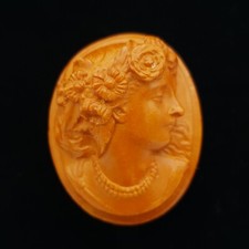 Bakelite Cameo Brooch of a