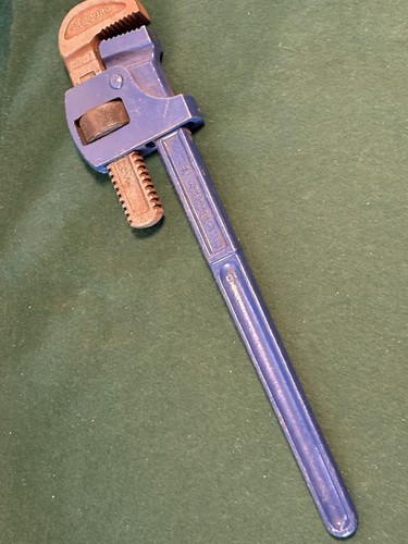 Record stilsons pipe - /,