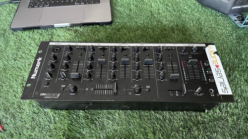 Numark cm200 channel pro - 5,