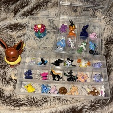 Job lot of POKEMON Small