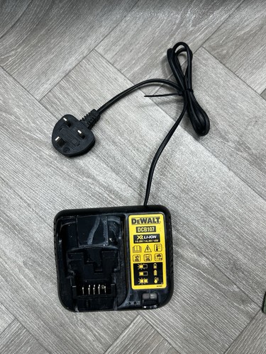 Dewalt dcb107 18v battery - 18v,