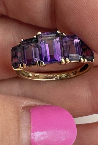 Vintage 9carat yellow gold - yellow,