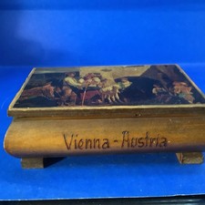 Vintage Vienna-Austria MUSICAL
