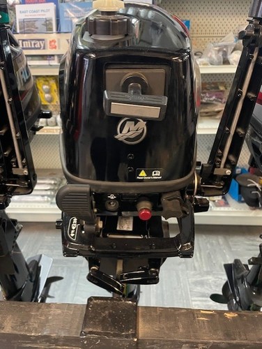 Mercury 6hp outboard motor - mercury,