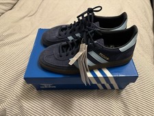 Navy Adidas Spezial