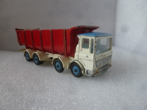 Dinky 925 leyland tipper - dinky,