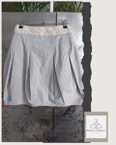 Martins short skirt size - st,