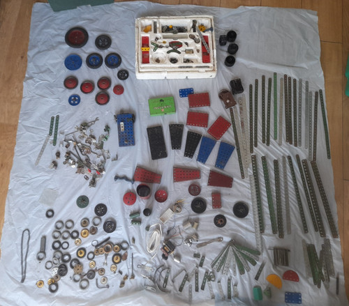 Vintage meccano job - meccano,