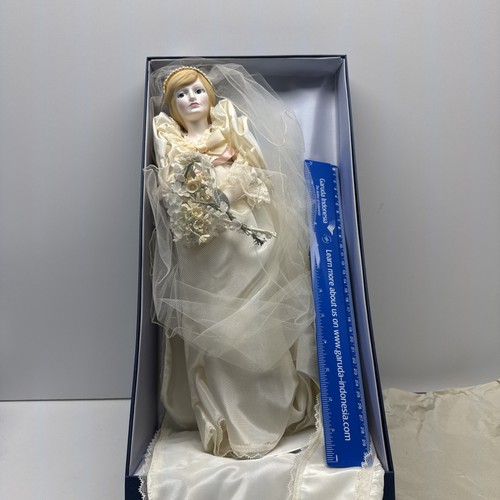 Royal doulton nisbet - nisbet, heirloom