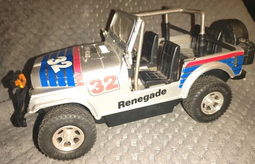 1980s 90s bright jeep renegade - 1980s,
