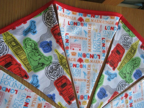 Paddington bear bunting red - bear,
