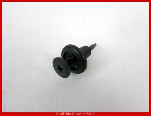 Toyota dyna bumper mounting - toyota,