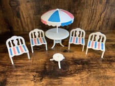 Sylvanian families  beautiful vintage patio 100% immaculate bright white ❤️