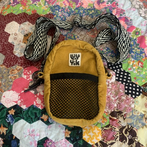 Lucy yak corduroy brady - lucy,