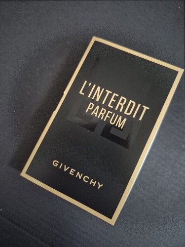 Givenchy interdit eau de - eau,