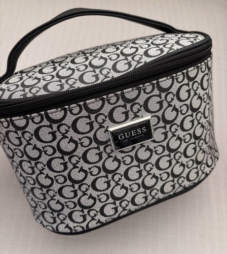 Guess logo cosmetic bag - guess,