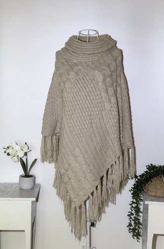 Stunning beige knitted - tu,