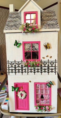 New storey dolls house - 3-storey,