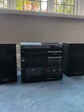 Philips Stero Turntable FCD 560 Vintage Record Player With Speakers