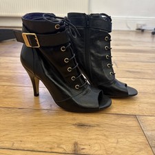 Red Or Dead Black Stellieto