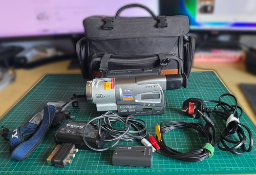 Sony ccd tr728e video - ccd-tr728e, hi