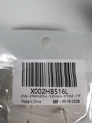 White faux pearl - pearl, stud