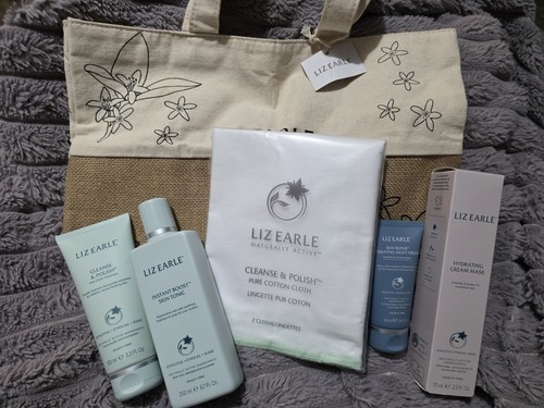 Liz earle set items - liz,