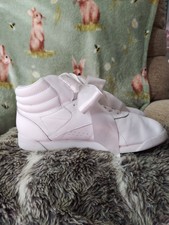 Reebok Freestyle Hi Satin Bow sneakers in White Size6. 5