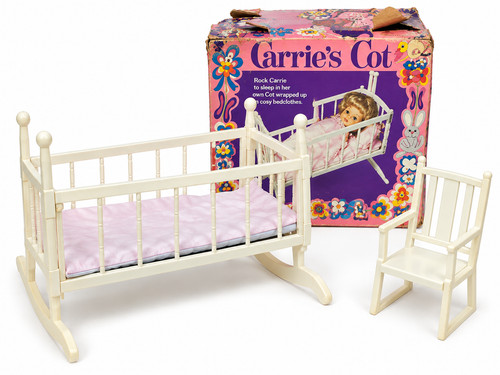 Vintage palitoy carrie - carrie's, cot