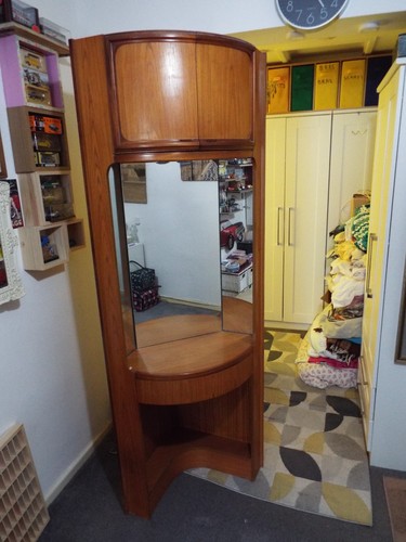 Vintage wooden tall corner - vintage,