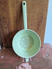 Riess Enamel Pale Green Colander. Classic Vintage Style Kitchen Ware.