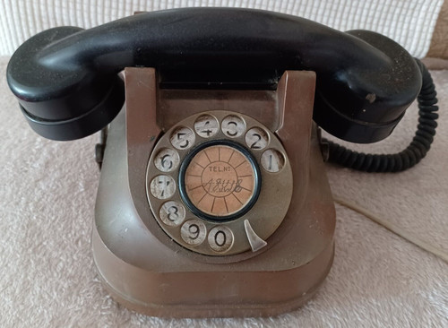 Vintage rotary dial - ,
