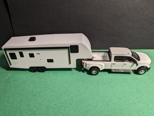 Scale winnebago 5th - s,