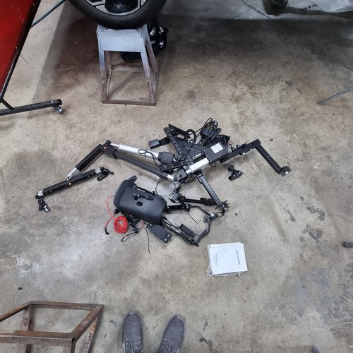 Apex assist boot hoist - hoist,