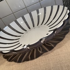 GUZZINI VINTAGE CLEAR AND WHITE PERSPEX OVAL THICK BOWL FRUIT BOWL