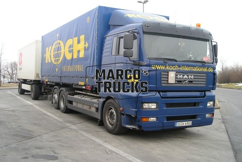 Truck photo man f2000 - truck,