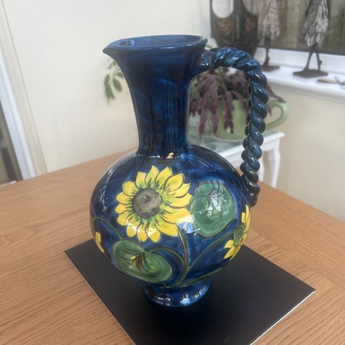 Stunning large vintage - stunning, west