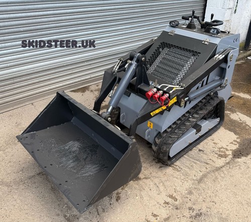Mini skid steer - steer, stb200