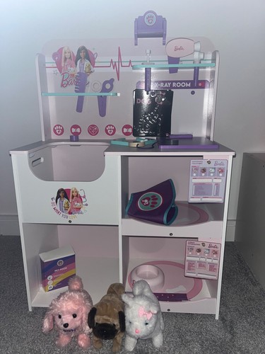 Barbie vet and grooming centre - barbie,