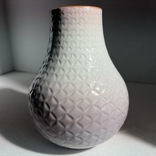 Small Modern Geometric