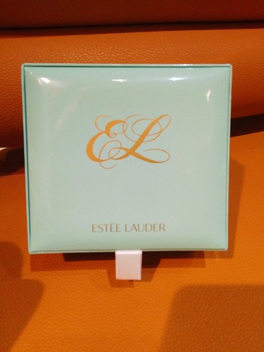 Estee lauder youth dew - lauder,